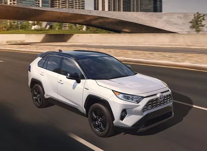 toyotarav4，丰田Toyota RAV4，超越期待的全新驾驶体验