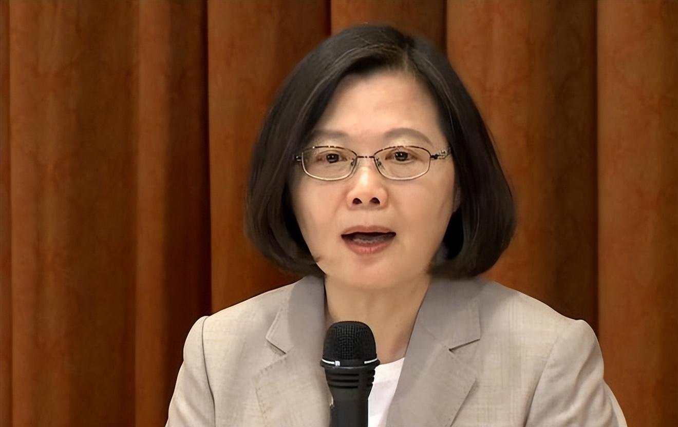 2024最新最火的广场舞，舞动新时代，揭秘2024年最新最火的广场舞风潮
