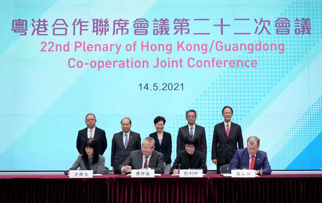 2025今晚香港开特马，香港特马盛宴，期待今晚2025年的精彩瞬间